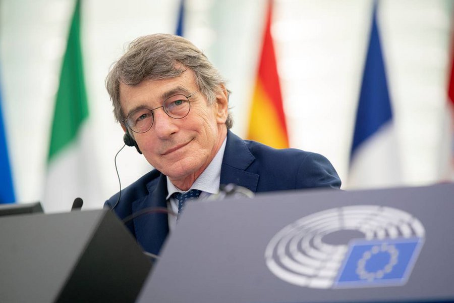 Η ολομέλεια του Ευρωπαϊκού Κοινοβουλίου τιμά τον Πρόεδρο Sassoli