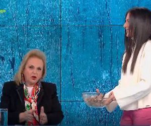 Έξαλλη η Ματίνα Παγώνη με την Ανθή Βούλγαρη που την κέρασε κόλλυβα on air: «Θα σηκωθώ να φύγω» - ΒΙΝΤΕΟ