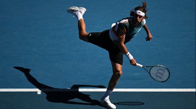ΒΙΝΤΕΟ: Με κόπο στους «16» του Australian Open ο Τσιτσιπάς