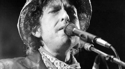 Bob Dylan: Πούλησε στη Sony όλο τον κατάλογο της ηχογραφημένης μουσικής του