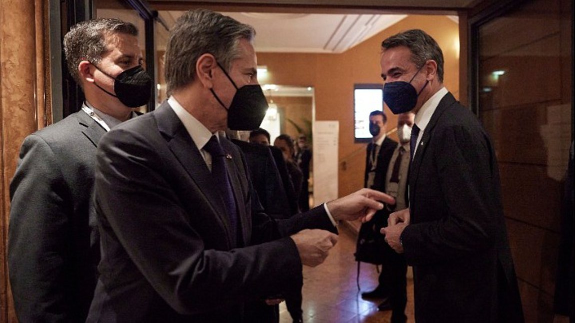 Σειρά συναντήσεων Μητσοτάκη στο Μόναχο – Ολιγόλεπτο τετ α τετ και με Μπλίνκεν