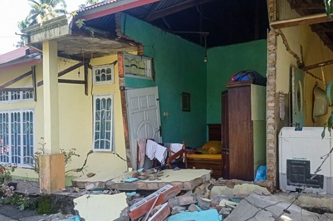 Ινδονησία: Ισχυρός σεισμός στη Σουμάτρα – Τουλάχιστον 2 νεκροί