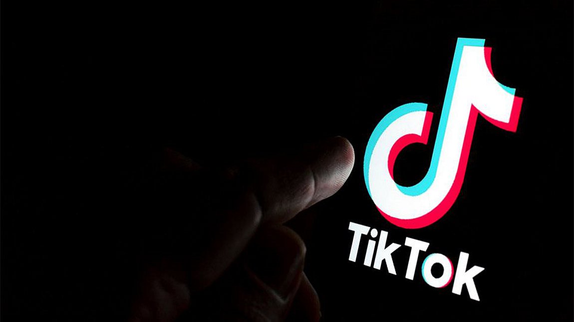 Το TikTok αναστέλλει τη δυνατότητα ανάρτησης νέων βίντεο από τη Ρωσία