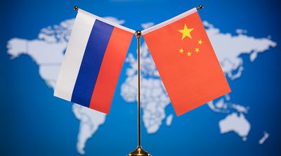 Η Κίνα σε συνομιλίες με τη Ρωσία για την αγορά πετρελαίου για τα στρατηγικά αποθέματα