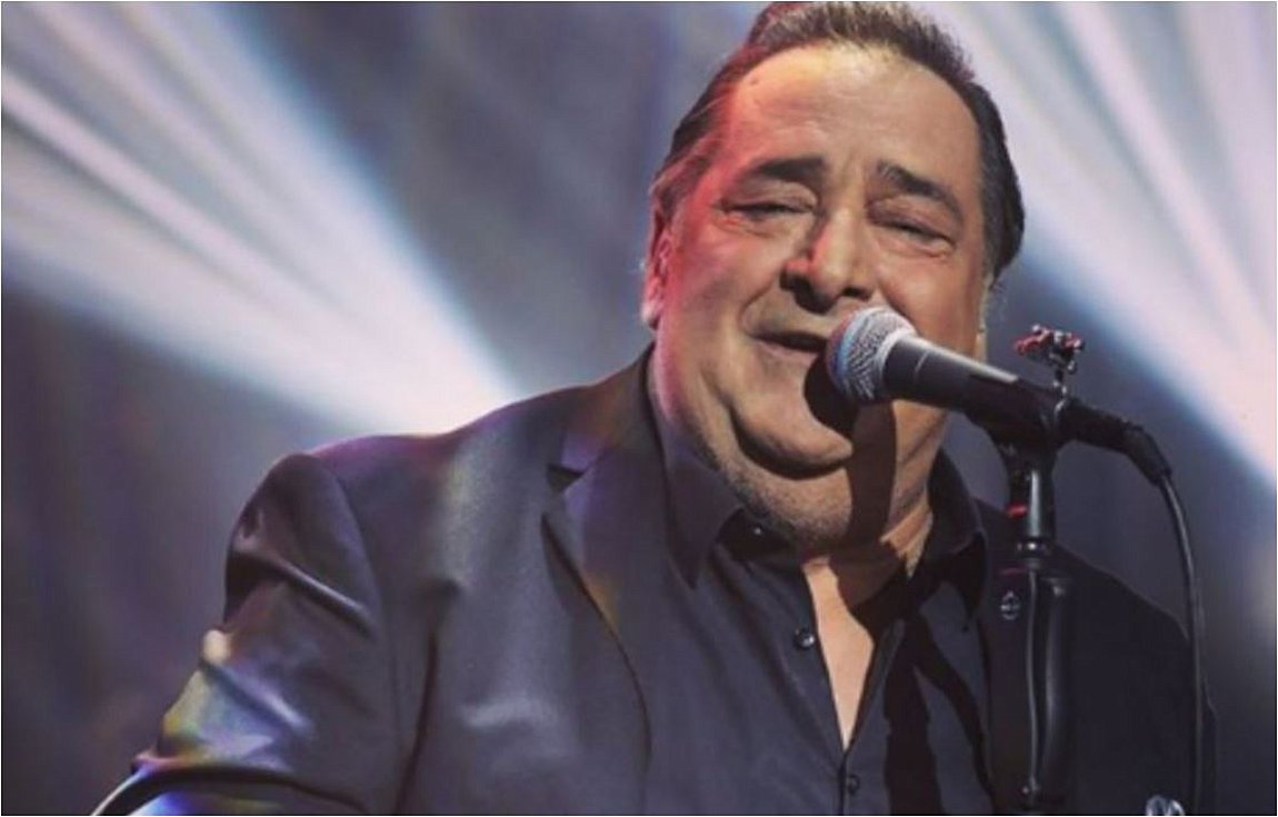 Στο νοσοκομείο ο Βασίλης Καρράς – Η περιπέτεια με την υγεία του