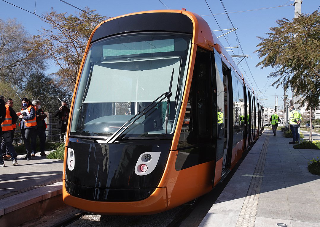 Τραμ: Τραυματισμός ανηλίκου από συρμό στη Γλυφάδα