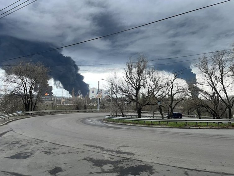 Πυραυλική επίθεση στην Οδησσό: Η Μόσχα ανακοίνωσε πως κατέστρεψε διυλιστήριο πετρελαίου