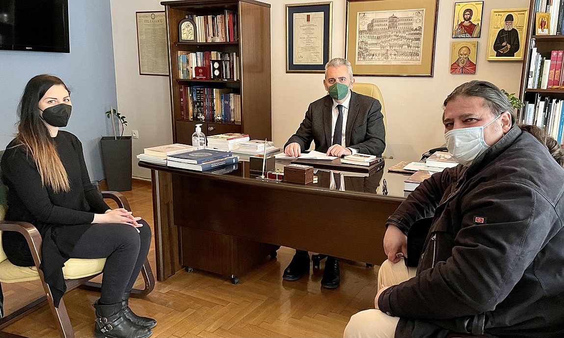 Μ. Χαρακόπουλος: Απαραίτητη η διερμηνεία νοηματικής στις δημόσιες εκδηλώσεις