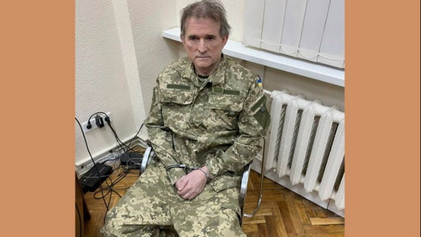 Bίκτορ Μεντβεντσούκ: Η σύζυγος του συμμάχου του Πούτιν κατηγορεί τις ουκρανικές Αρχές ότι τον ξυλοκόπησαν - ΒΙΝΤΕΟ