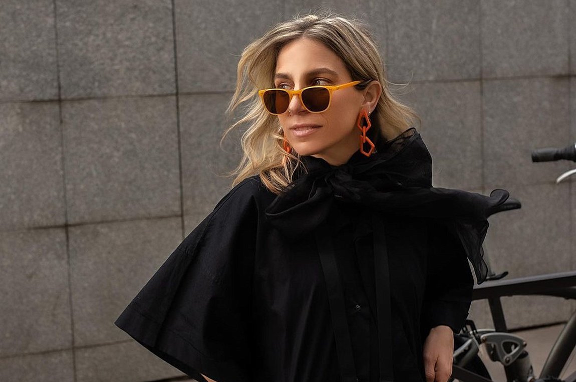 Πώς να φτιάξετε τη διάθεσή σας μ’ ένα ζευγάρι πολύχρωμα γυαλιά