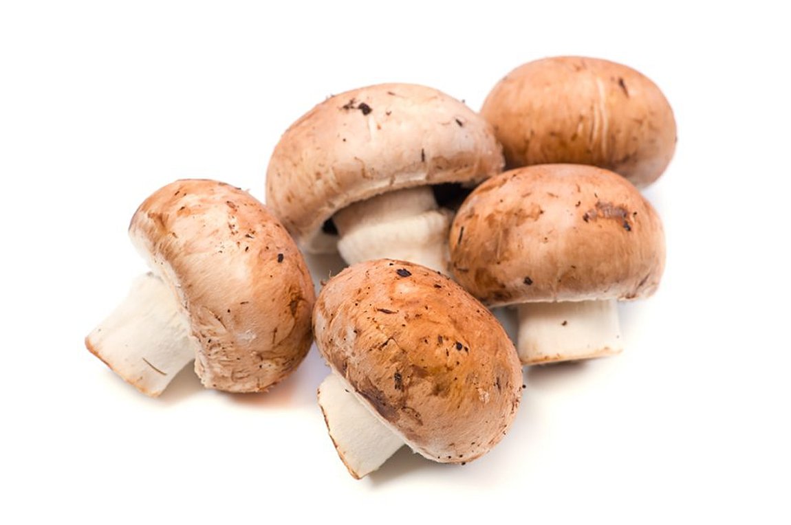 Δυο σούπες με μανιτάρια – Ελληνική μανιταρόσουπα & μαγειρίτσα