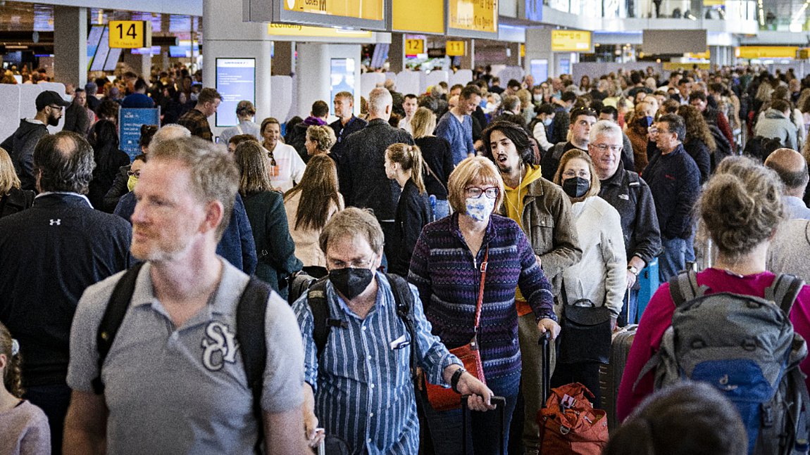 Ολλανδία: Χάος στο αεροδρόμιο Schiphol του Άμστερνταμ