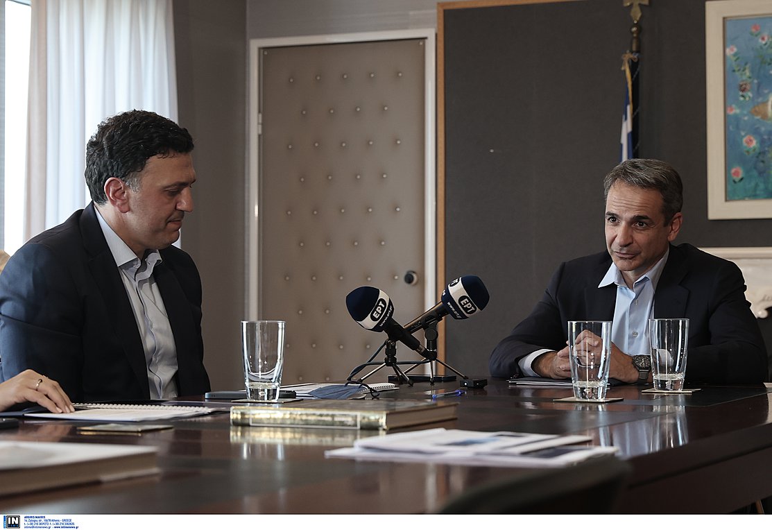 Συνάντηση Μητσοτάκη-Κικίλια πριν την αναχώρηση του πρωθυπουργού για τη ΔΕΘ