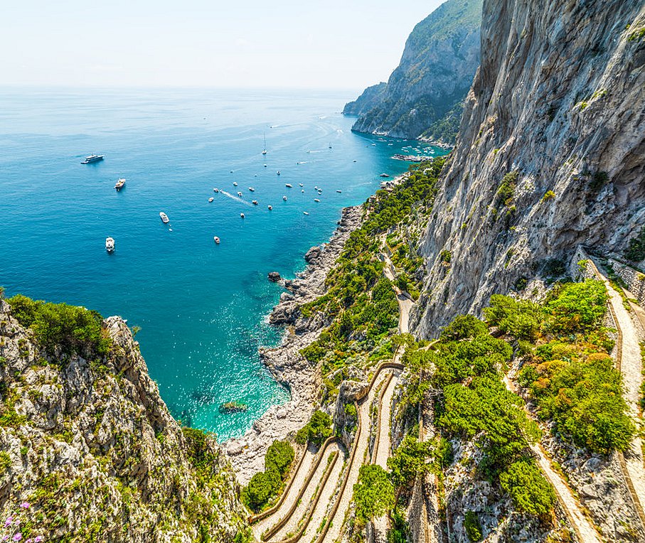 Το Κάπρι και οι σαγηνευτικές μυθικές Σειρήνες