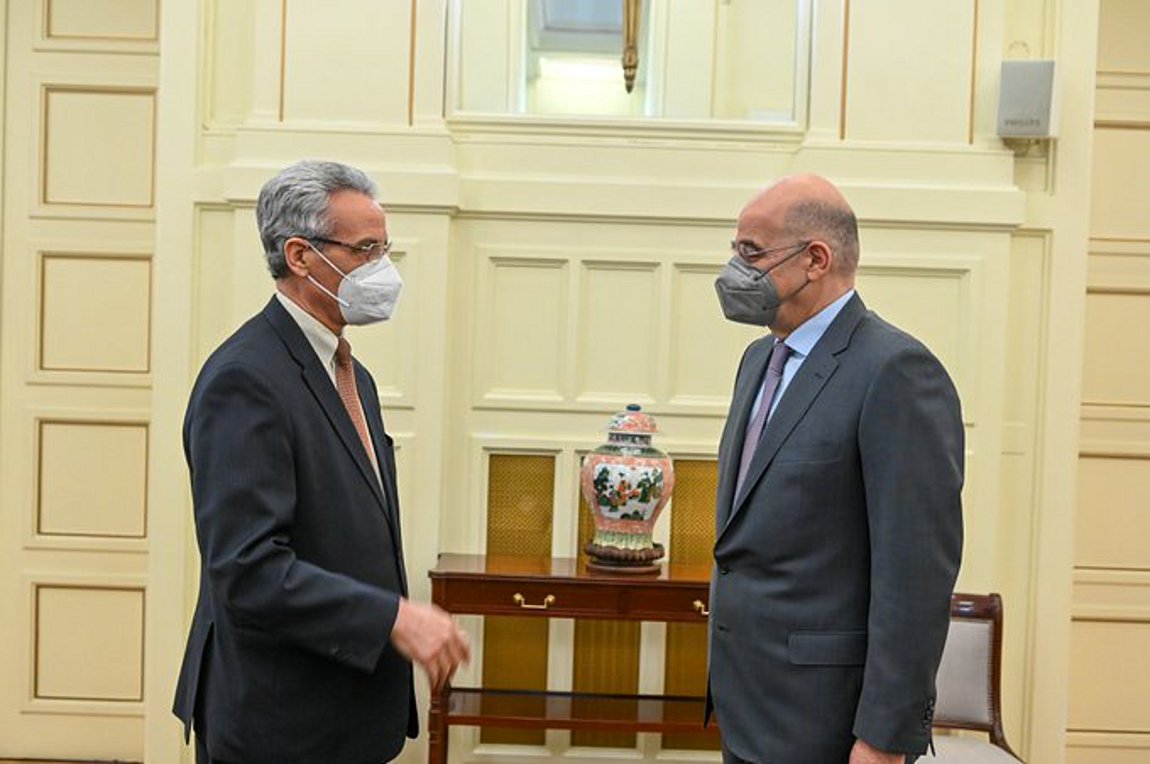 Συνάντηση Δένδια με τον πρέσβη της Αλγερίας