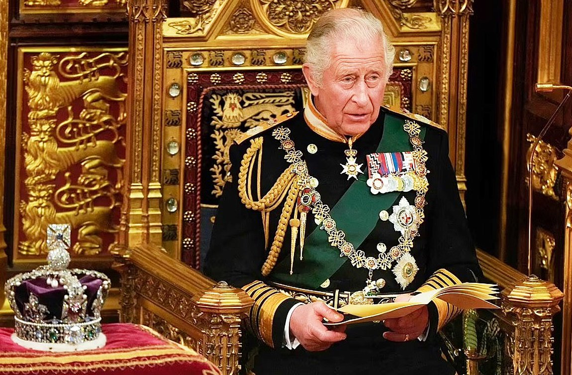 Βασιλιάς της Μεγάλης Βρετανίας ο Κάρολος μετά τον θάνατο της Ελισάβετ |  ενότητες, κόσμος | Real.gr