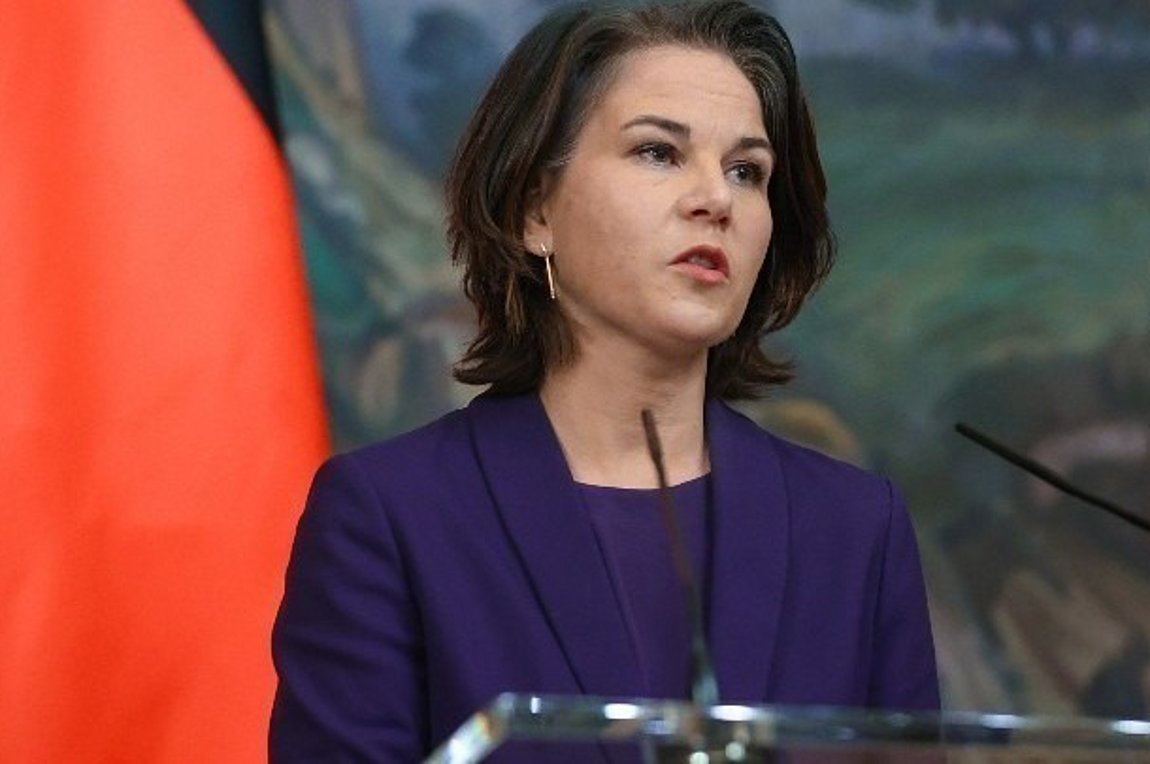 ΥΠΕΞ Γερμανίας: Οι βομβαρδισμοί της Ρωσίας πρέπει να σταματήσουν προτού αρχίσει διάλογος