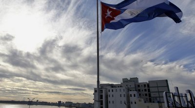 Οι ΗΠΑ αίρουν σειρά περιοριστικών μέτρων σε βάρος της Κούβας - Η Αβάνα βλέπει «ένα μικρό βήμα προς τη σωστή κατεύθυνση»
