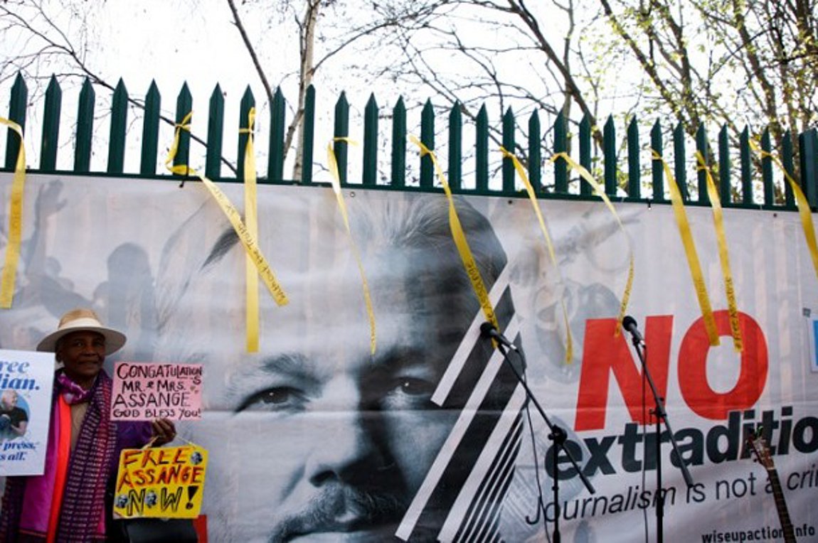 Διαδήλωση στο Λονδίνο εναντίον της έκδοσης του Τζούλιαν Ασάνζ στις ΗΠΑ