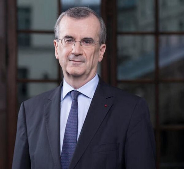 Διοικητής Τράπεζας της Γαλλίας: Να τεθεί τέλος στην υπερβολική εξάρτηση από το δολάριο