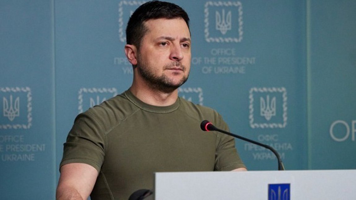 Ο Ζελένσκι λέει ότι θα μιλήσει μόνο απευθείας με τον Πούτιν