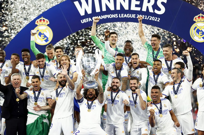 ΒΙΝΤΕΟ: Η απονομή του τροπαίου του Champions League στη Ρεάλ Μαδρίτης
