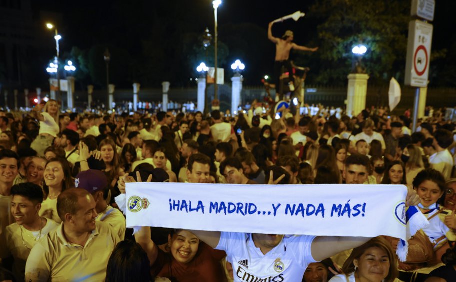 ΒΙΝΤΕΟ & ΦΩΤΟ: «Κάηκε» η Μαδρίτη για την κατάκτηση του Champions League από τη Ρεάλ
