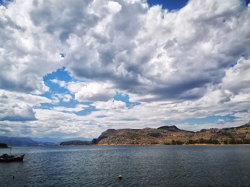 Άστατος και σήμερα ο καιρός – Πού θα εκδηλωθούν βροχές και καταιγίδες