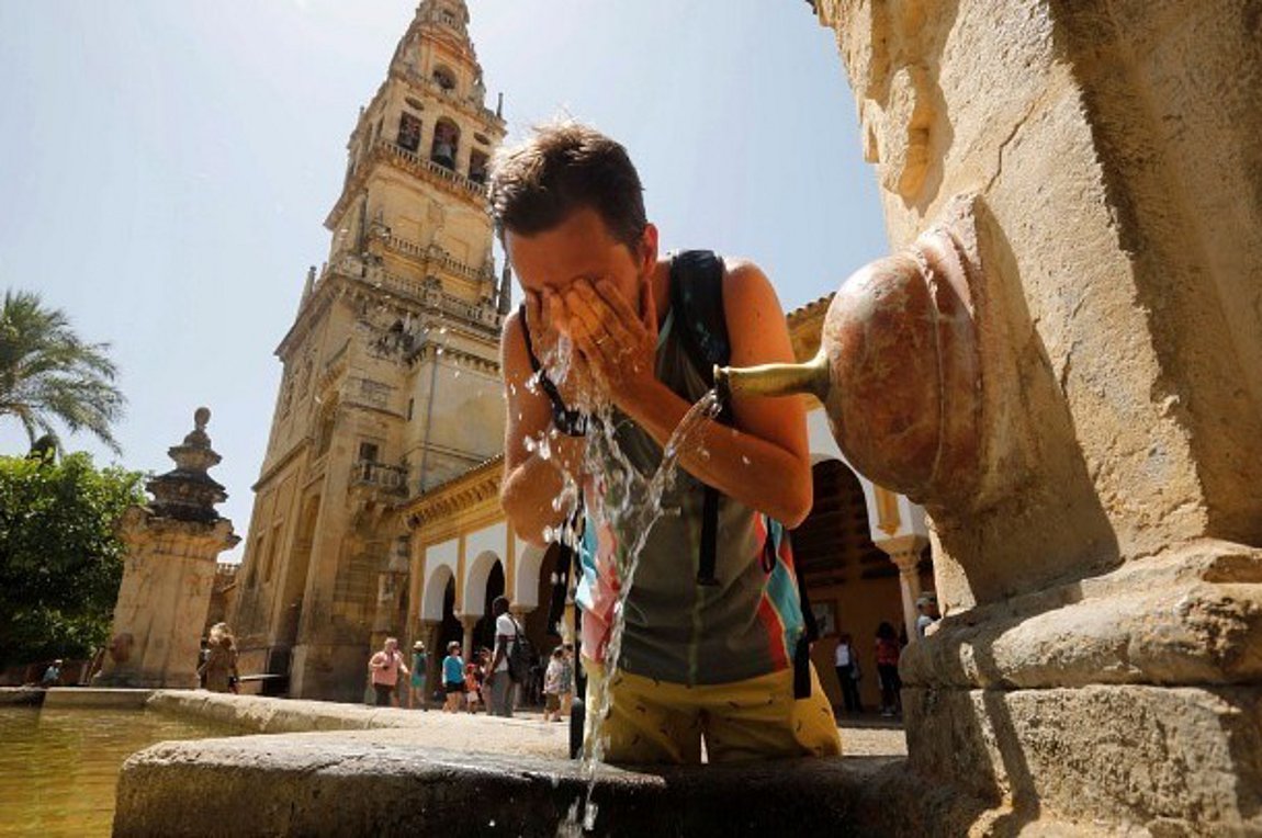 Γαλλία-καύσωνας: Σε κόκκινο συναγερμό το ένα τρίτο της χώρας