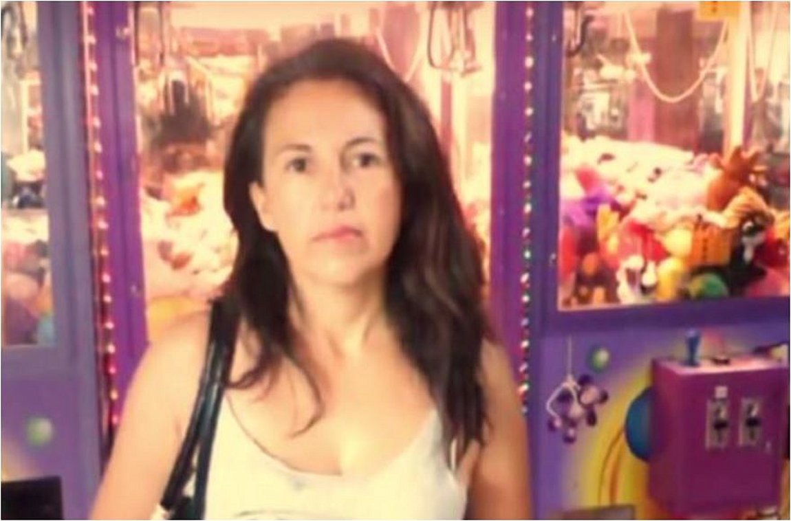 Γυναικοκτονία στα Τρίκαλα: «Την σκότωσε μπροστά στα παιδιά της» – Βίντεο