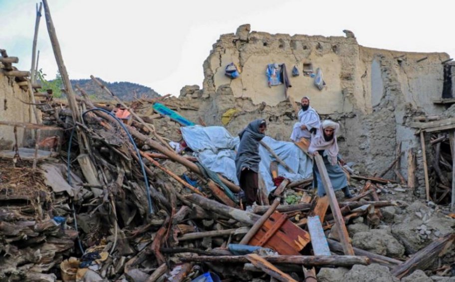Αφγανιστάν: Οι αρχές προσπαθούν να πλησιάσουν την ζώνη των πληγέντων - Στους 1.000 ο απολογισμός των νεκρών από τον σεισμό