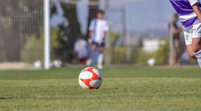 Εύβοια: Θρήνος για τον 13χρονο ποδοσφαιριστή - Επί 1,5 ώρα οι γιατροί προσπαθούσαν να τον επαναφέρουν