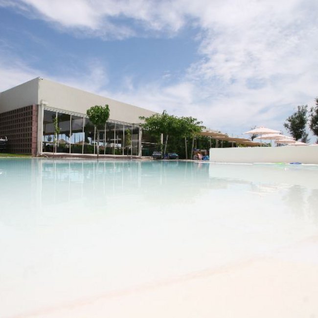 Club Agia Anna Summer Resort: Ο απόλυτος καλοκαιρινός προορισμός για μικρές και μεγάλες διακοπές!
