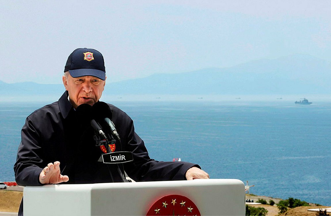 Le Point: «Η όρεξη του Ερντογάν στο Αιγαίο»