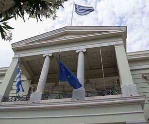 YΠΕΞ: Διάβημα στον Ρώσο πρέσβη για την απέλαση των 8 Ελλήνων διπλωματών