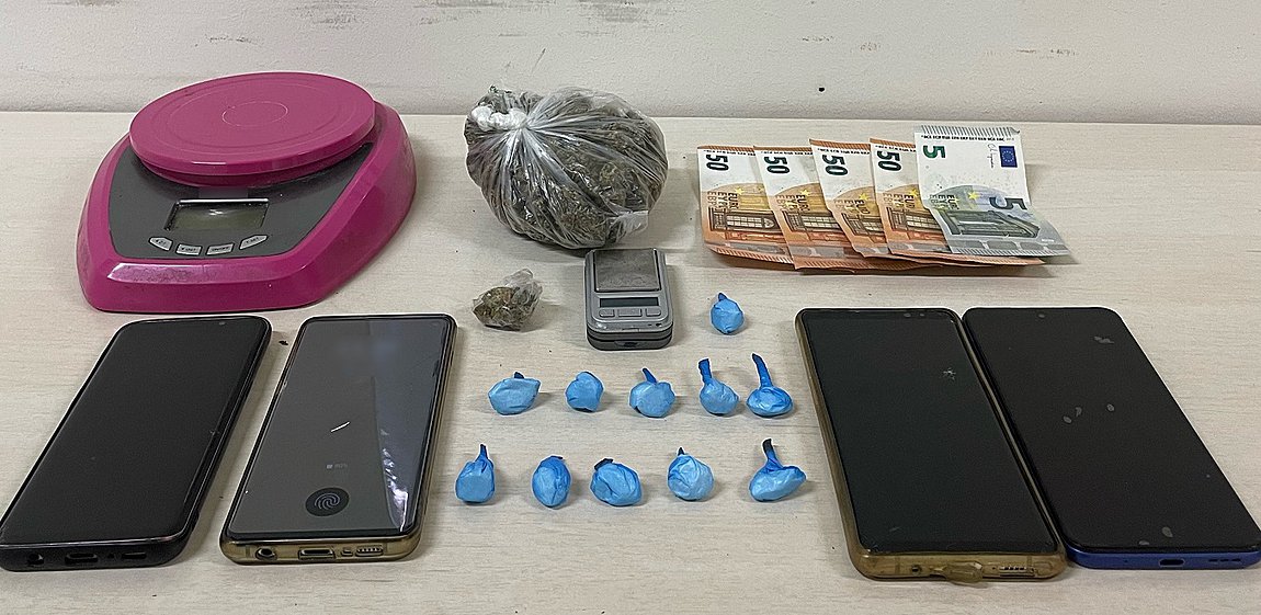 Αλεξανδρούπολη: Σύλληψη άνδρα που μετάφερε ναρκωτικά σε μηχανή