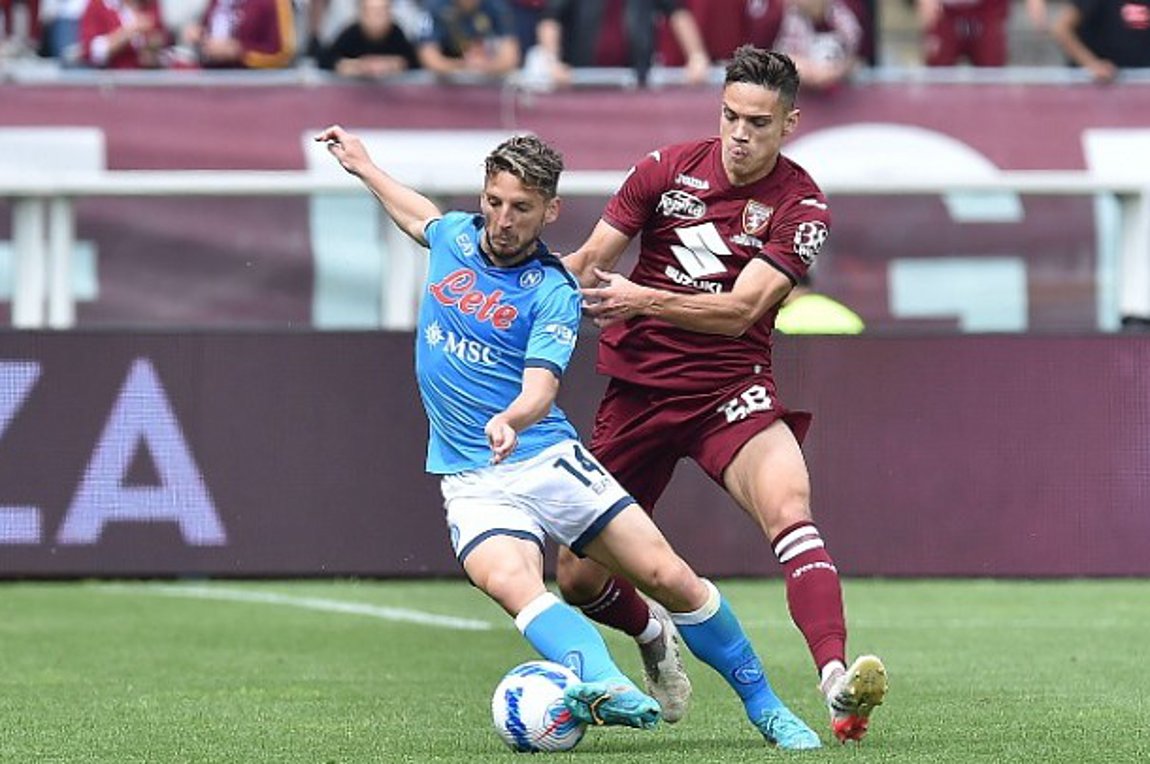 Ελεύθερος από τη Νάπολι ο Μέρτενς