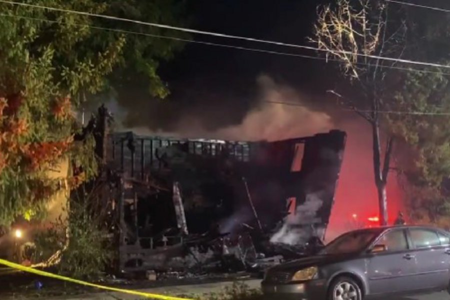Πυρκαγιά σε σπίτι στην Πενσιλβάνια: 10 νεκροί, εκ των οποίων τρία παιδιά - Η προσωπική τραγωδία πυροσβέστη - ΒΙΝΤΕΟ