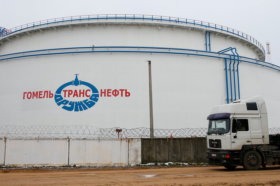 Transneft: Διακοπή στις παραδόσεις ρωσικού πετρελαίου μέσω της Ουκρανίας