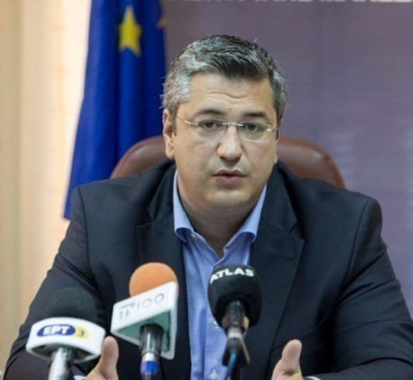 Τον Απόστολο Τζιτζικώστα προτείνει η Ελλάδα για Επίτροπο της Κομισιόν 