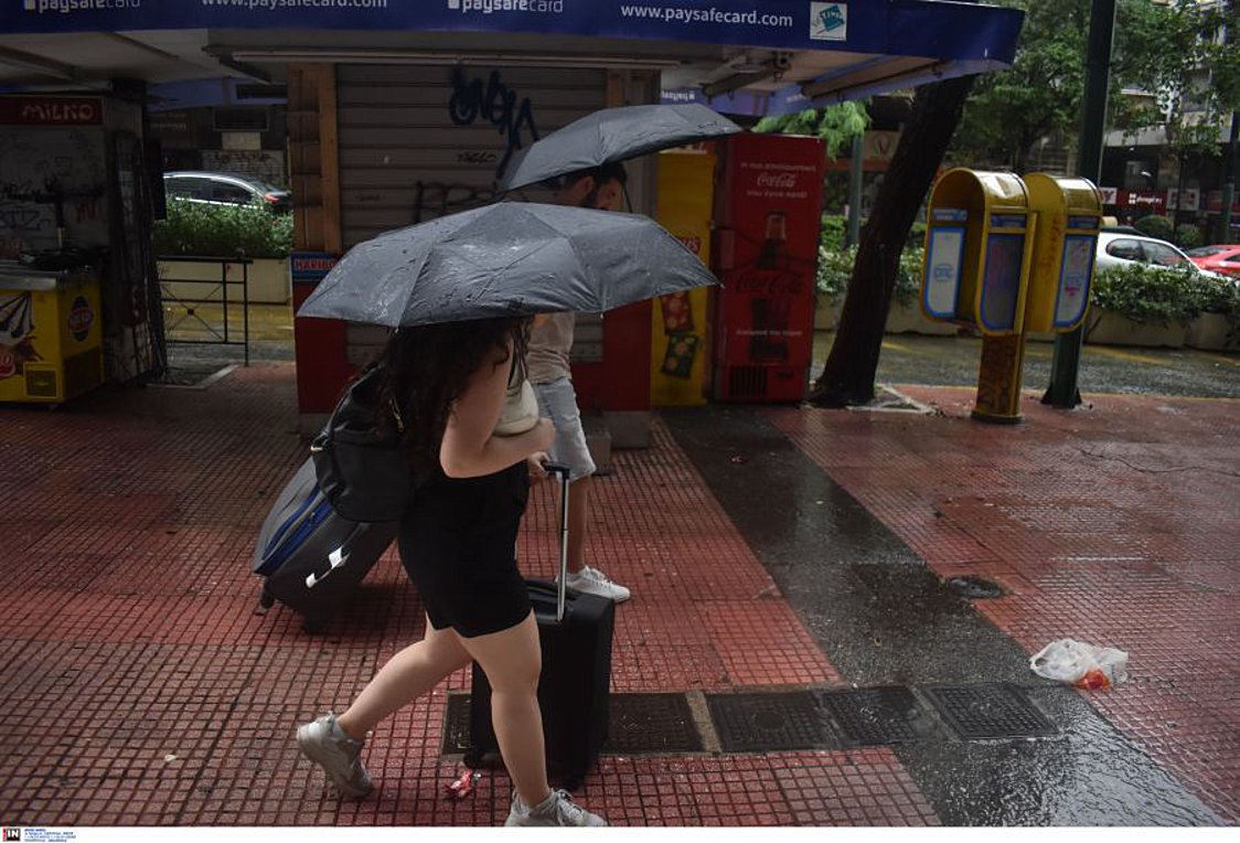 Νέες ισχυρές βροχοπτώσεις στην Αττική – Πού υπάρχει κίνδυνος για πλημμύρες