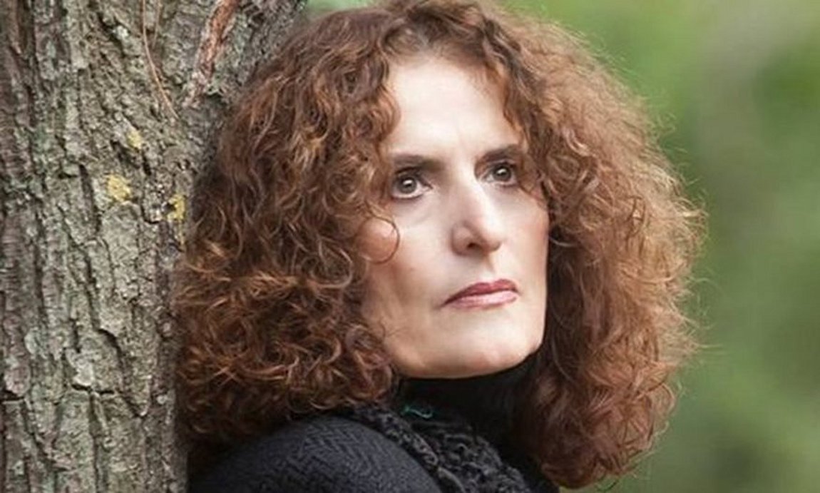 Σοφία Φιλιππίδου: Μάς δείχνει τη φανουρόπιτα που έφτιαξε