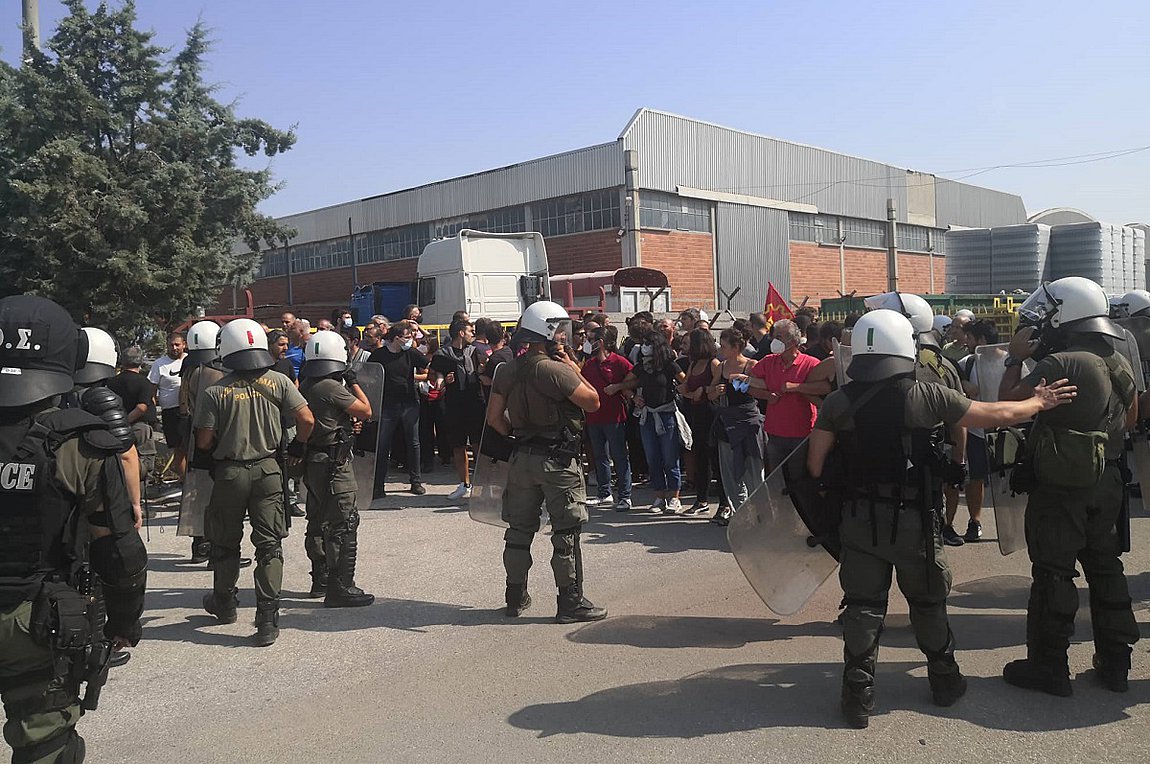 Επεισόδια στη «Μαλαματίνα»: Χημικά και τραυματίες