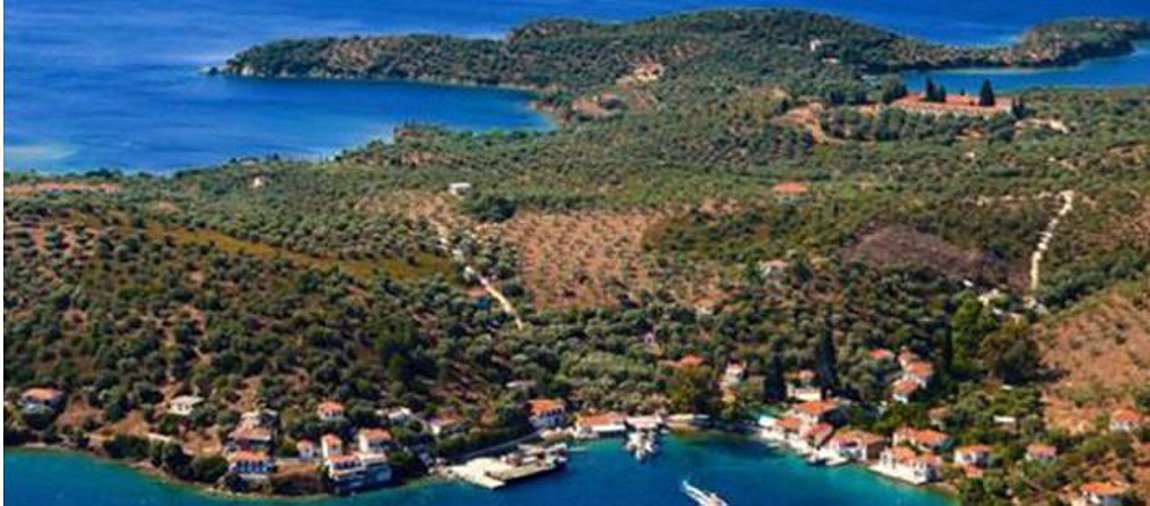 Αγριο επεισόδιο στον Βόλο — Καβγάς με ξύλο ακόμα και μέσα στη θάλασσα