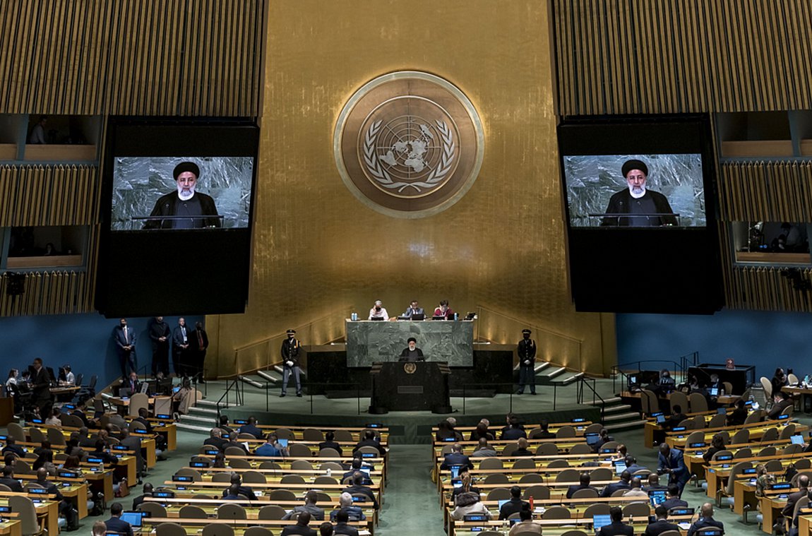 Ιράν: Ο Πρόεδρος Ραϊσί αμφισβητεί την αξία μιας πυρηνικής συμφωνίας