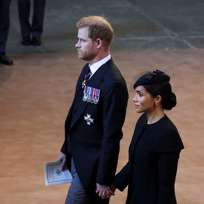 Πρίγκιπας Harry-Meghan Markle: Υποβαθμίστηκαν στις τάξεις της βασιλικής οικογένειας