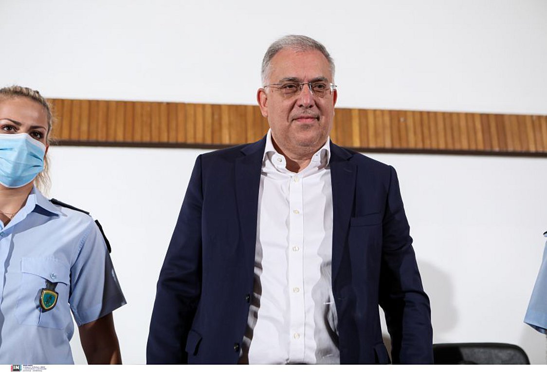 Θεοδωρικάκος: Επτακόσιοι νέοι αστυνομικοί αναλαμβάνουν υπηρεσία στην Αττική