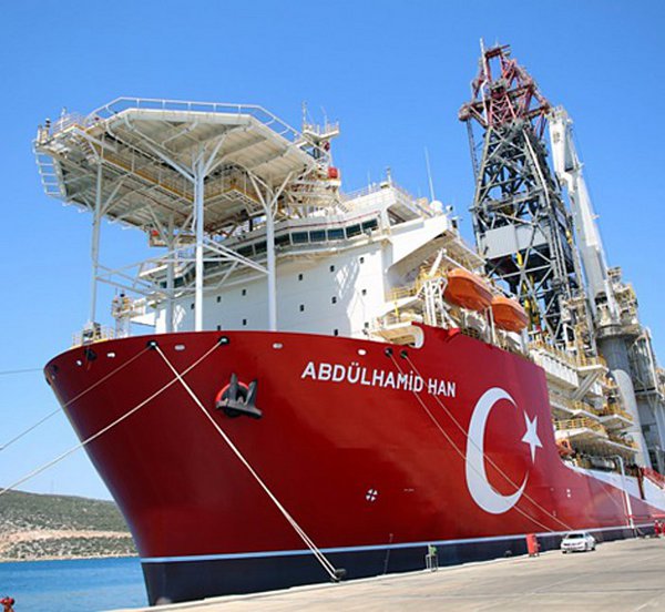 Οι Τούρκοι βγάζουν το γεωτρύπανο «Αμπντούλ Χαμίτ Χαν» στην ανατολική Μεσόγειο