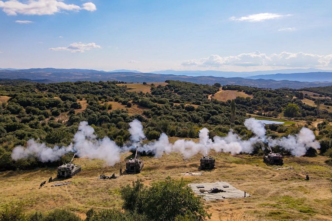 Εικόνες από τη άσκηση «Ανίκητος – 22»