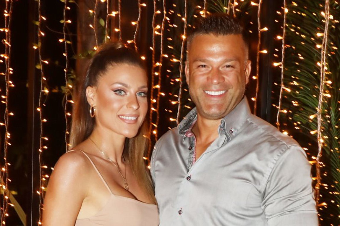 Κώστας Σόμμερ-Βαλεντίνη Παπαδάκη: Φωτογραφίες από τη βάπτιση του γιου της